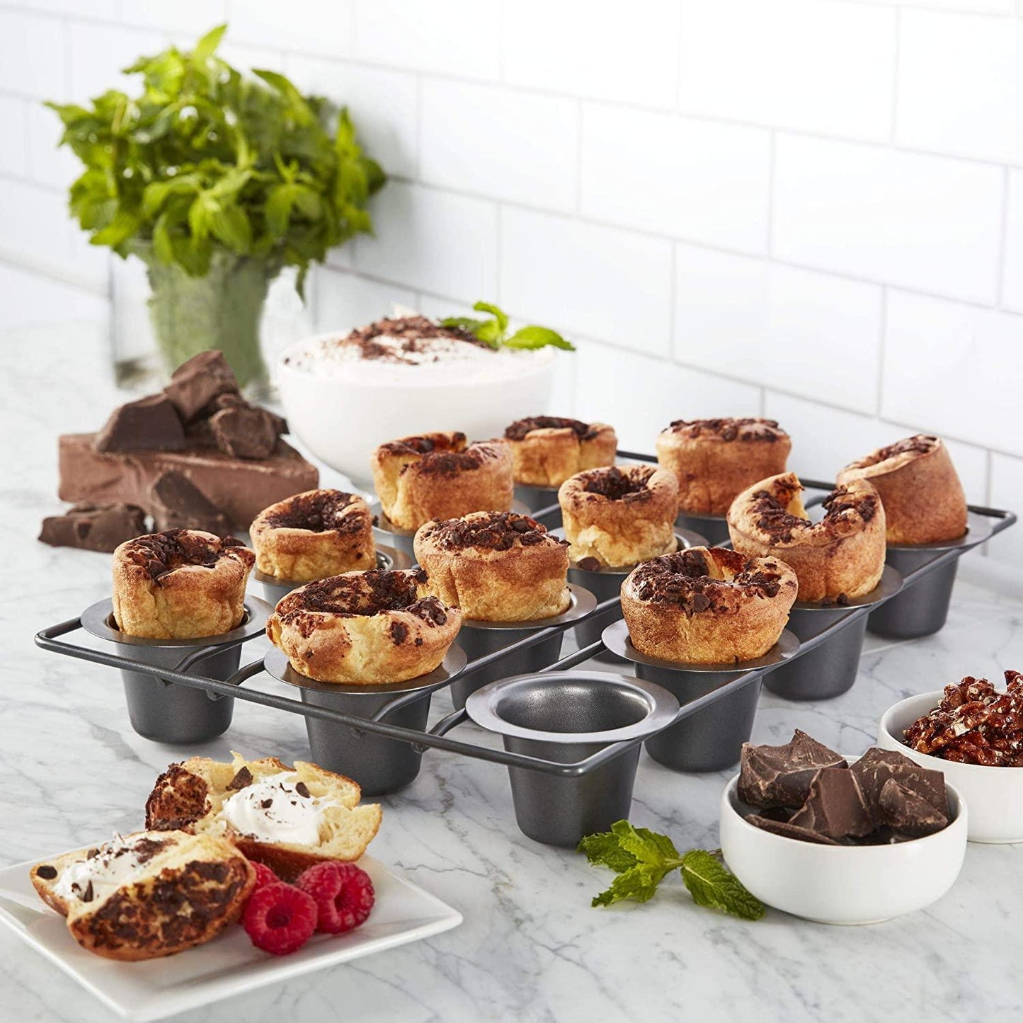 Chicago Metallic Popover Pan: Mini