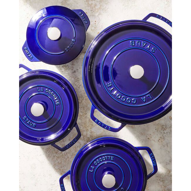 Staub Round Dutch Oven: 7 QT, Dark Blue