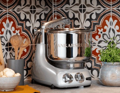 Ankarsrum Stand Mixer (AKM 6230): Jubilee Silver