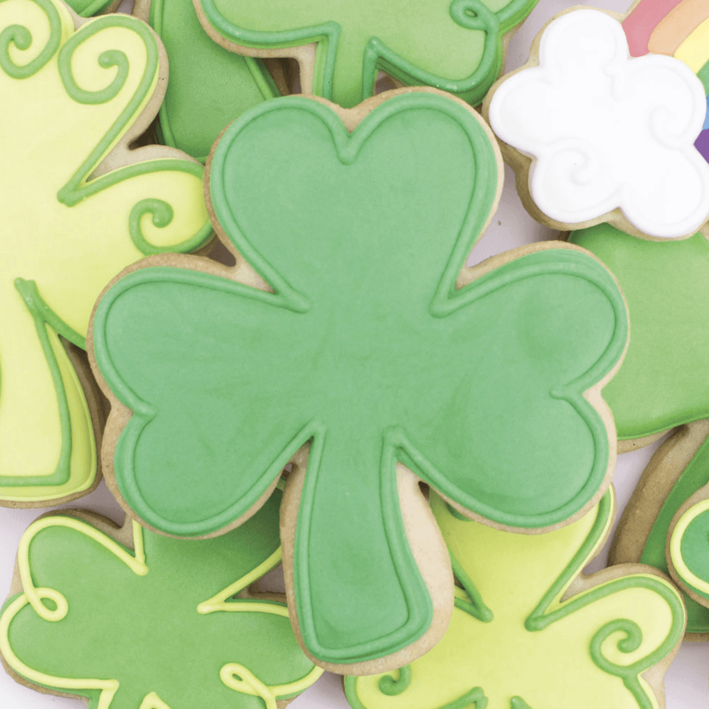 Ann Clark Cookie Cutter: Shamrock, 4"