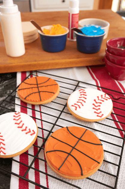 Ann Clark Cookie Cutter: Biscuit, 2.5"