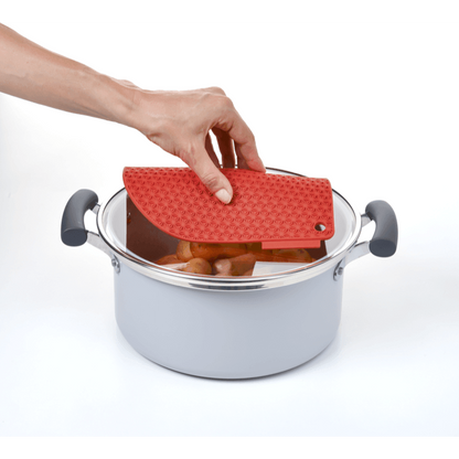 Charles Viancin Honeycomb Pot Holder: Red