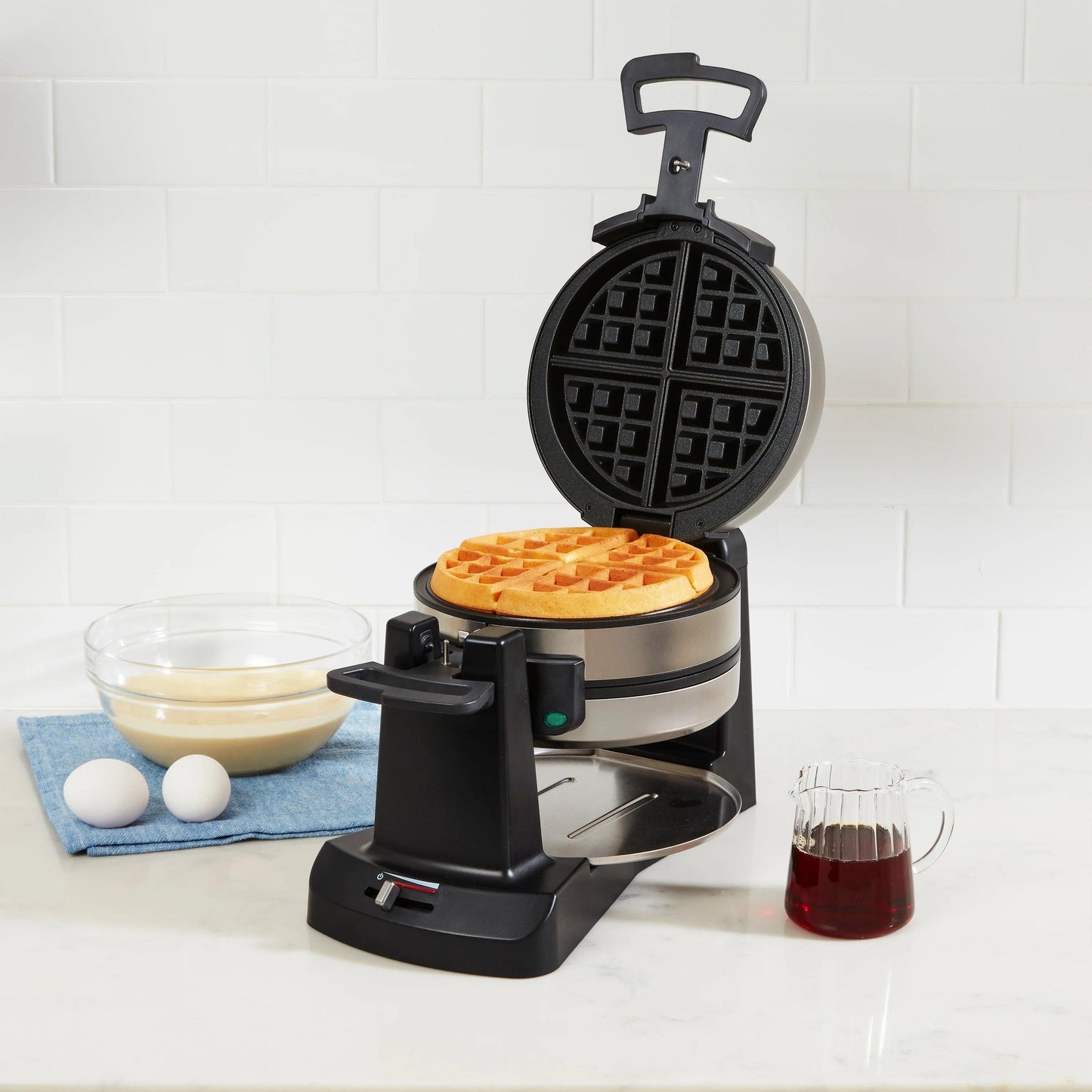 Cuisinart Double Flip Belgian Waffle Maker