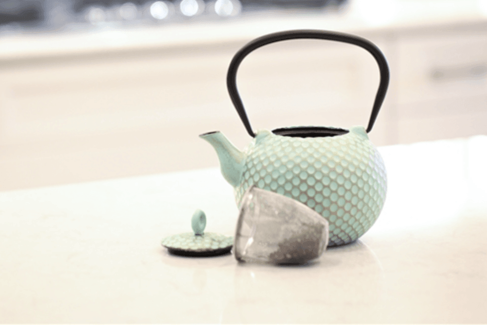 Frieling Cast Iron Tea Pot: Dim