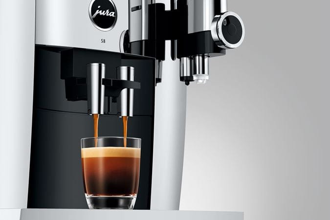 Jura Automatic Coffee Machine: S8, Chrome