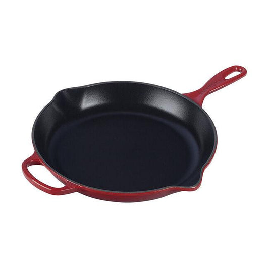 Le Creuset Skillet: 11.75", Cerise