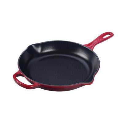 Le Creuset Skillet: 10.25", Cerise