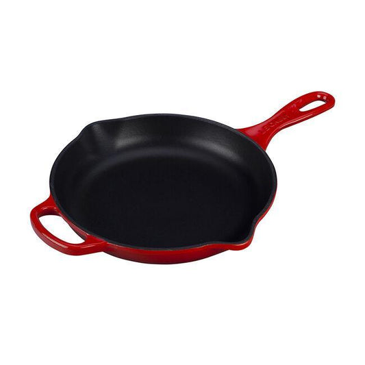 Le Creuset Skillet: 9", Cerise