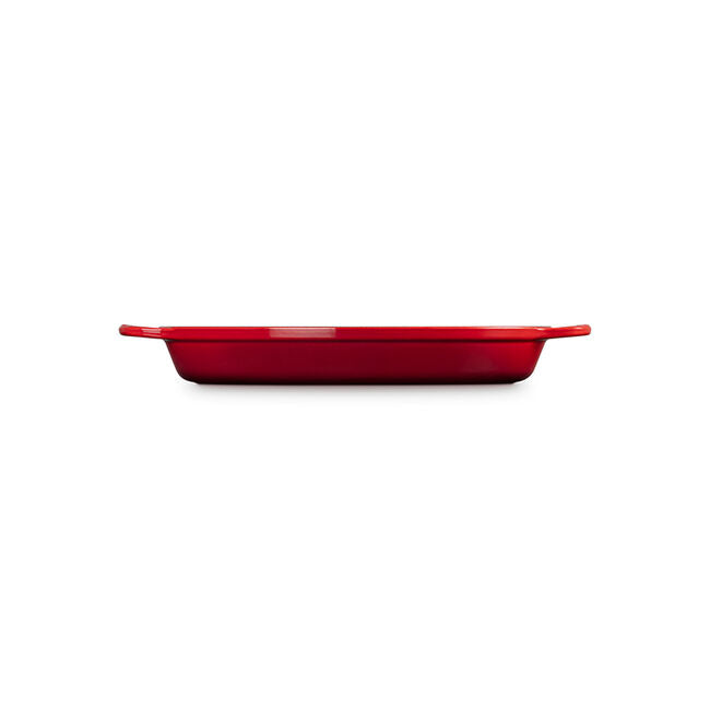 Le Creuset Oval Baker: 3QT, Cerise