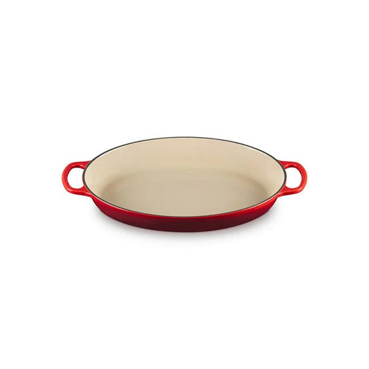 Le Creuset Oval Baker: 3QT, Cerise