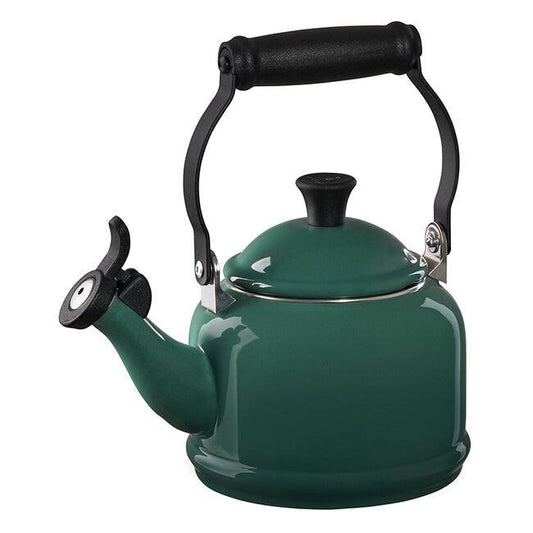 Le Creuset Kettle: Demi, Artichaut