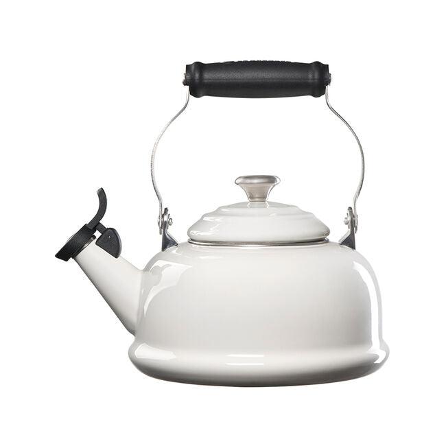 Le Creuset Kettle: Whistling, White