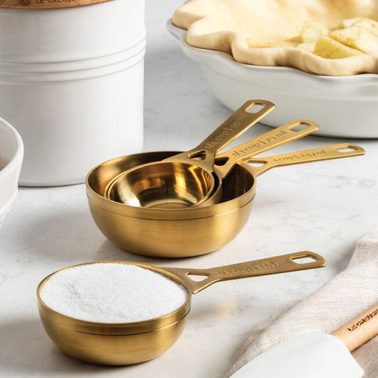 Le Creuset Measuring Cups: Gold