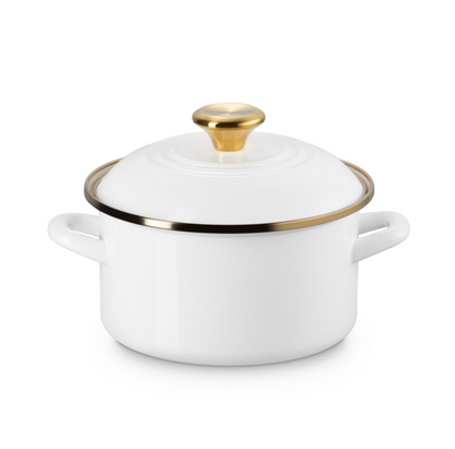 Le Creuset Pumpkin Collection Petite Stockpot: 3.8 QT, White with Gold Knob