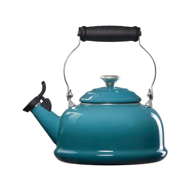 Le Creuset Kettle: Whistling, Caribbean