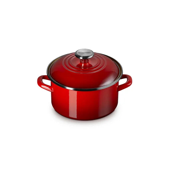 Le Creuset Petite Stockpot: 3.8 QT, Cerise