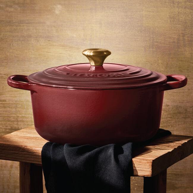 Le Creuset Round Dutch Oven: 5.5 QT, Rhone