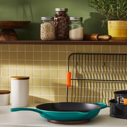 Le Creuset Skillet: 10.25", Bleu Riviera