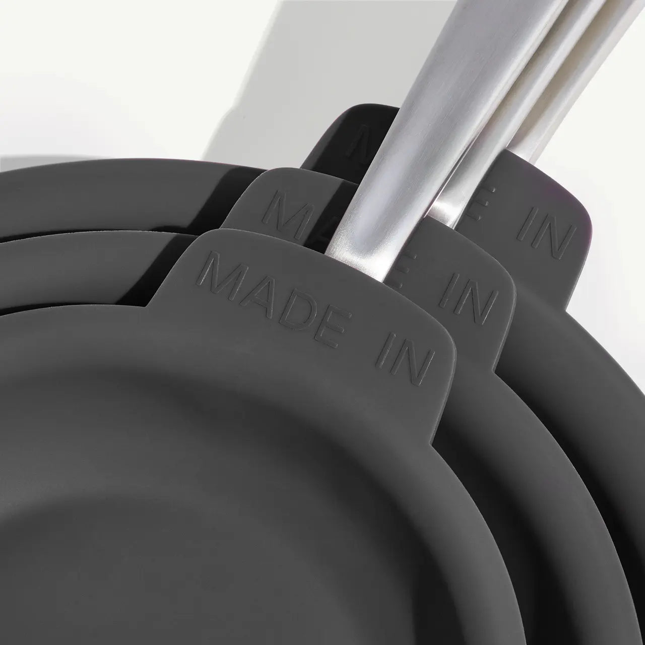 MADE IN® Silicone Pan Protector: 8", Graphite