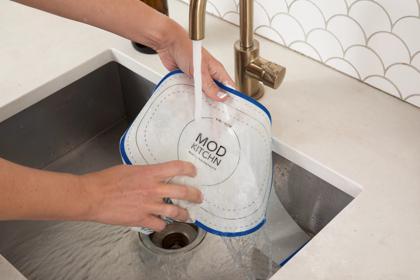 ModKitchn Loaf Lifter: Oval, Large