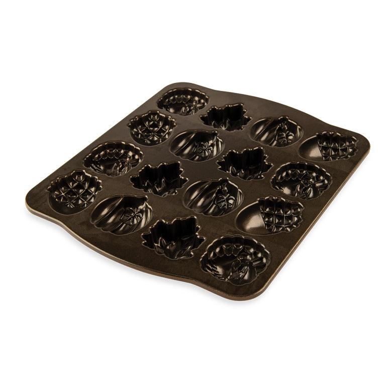 NordicWare Cakelet Pan: Autumn