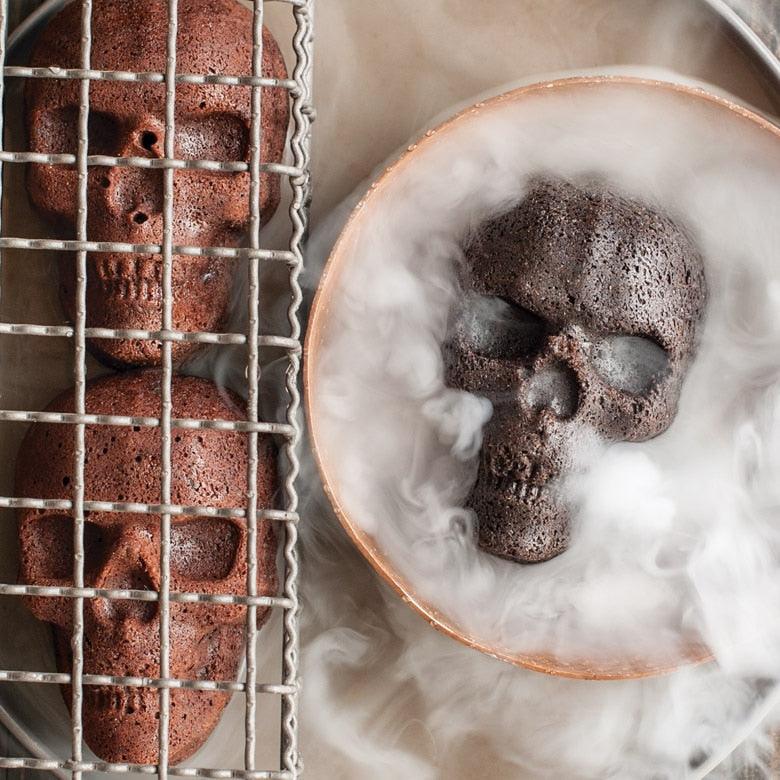 NordicWare Cakelet Pan: Haunted Skull