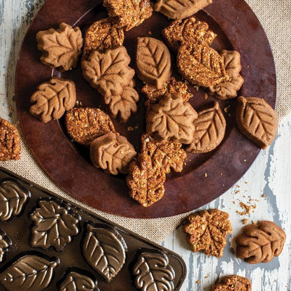 NordicWare Cakelet Pan: Leaflettes