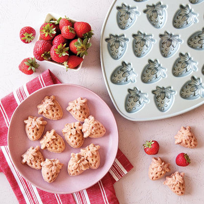 NordicWare Cakelet Pan: Strawberry