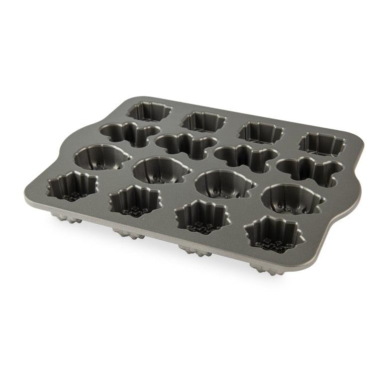 NordicWare Cakelet Pan: Holiday Teacakes