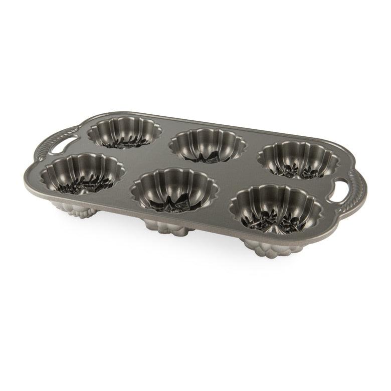 NordicWare Bundtlette: 4 Cup, Wreathlettes