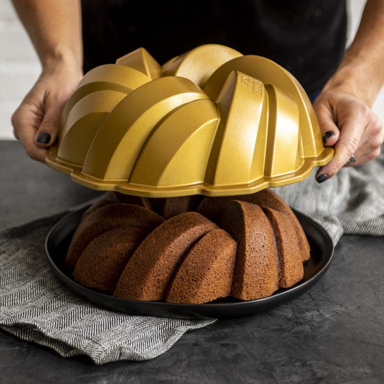 NordicWare Bundt Pan: Braided