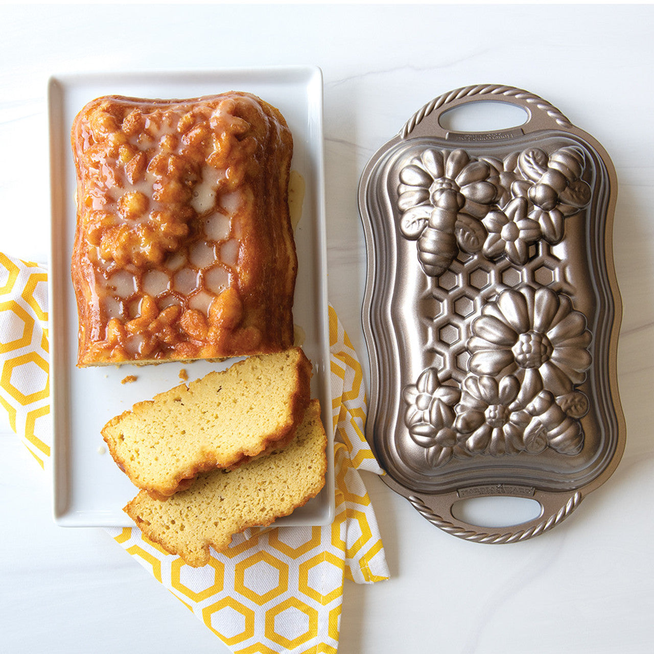 NordicWare Loaf Pan: Honeycomb
