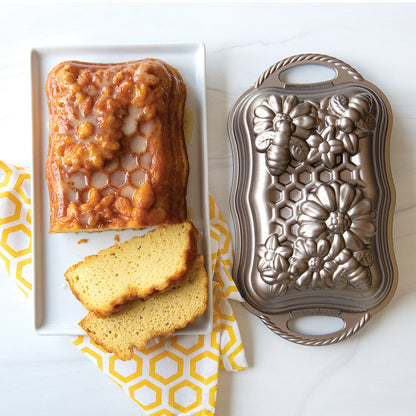 NordicWare Loaf Pan: Honeycomb