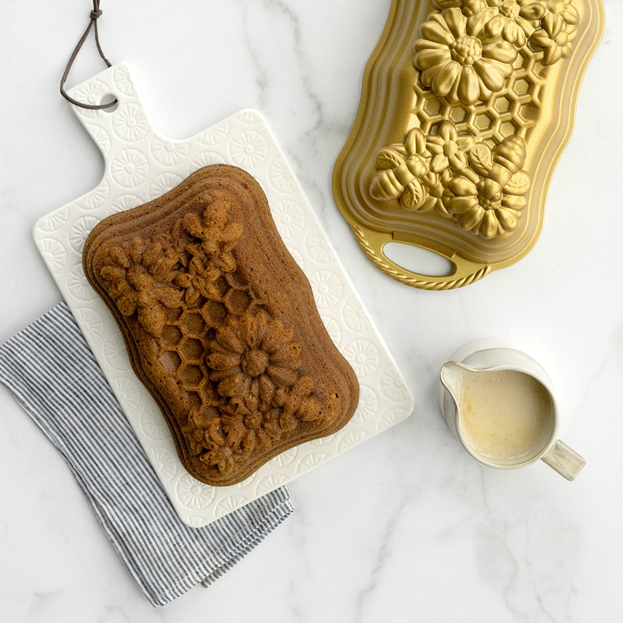 NordicWare Loaf Pan: Honeycomb