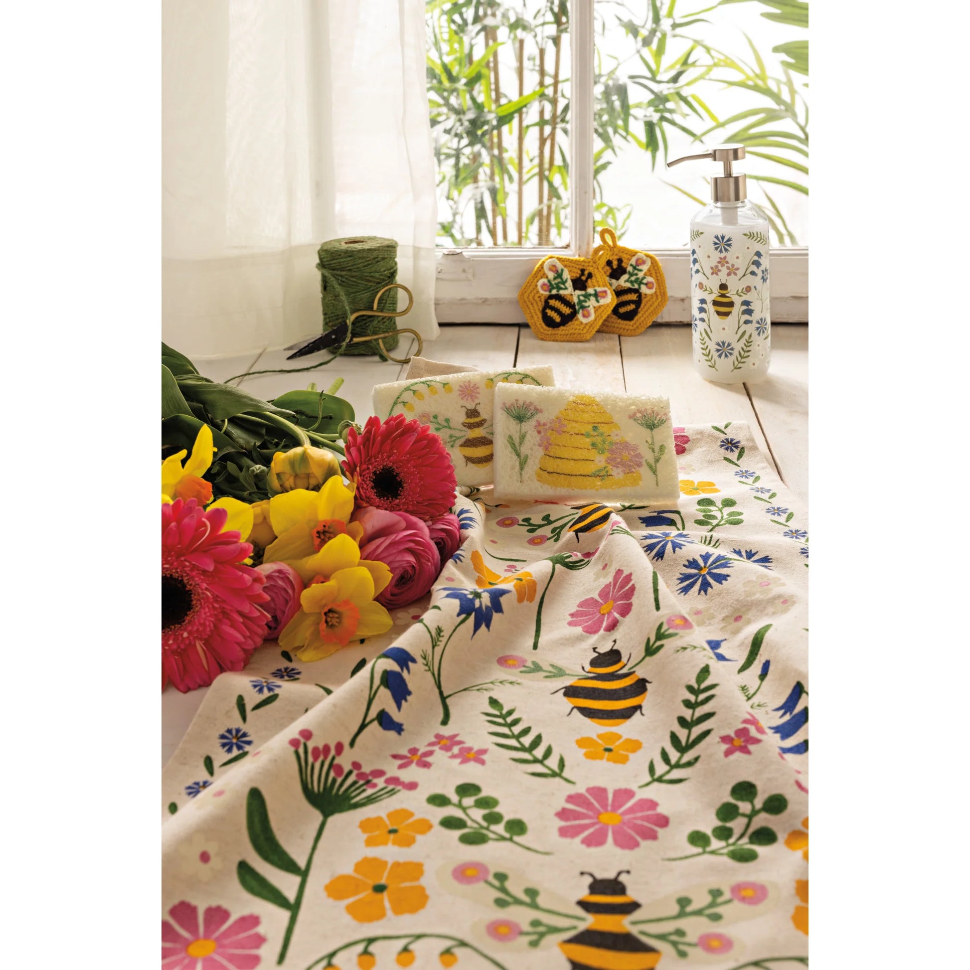 NOW Designs Dishtowel: Bee Garden