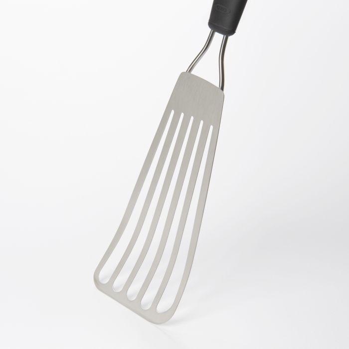 OXO Fish Turner