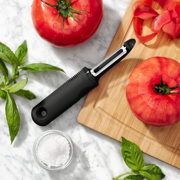 OXO Peeler: Serrated