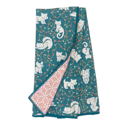 Once Again Home Anywhere Towel: Reversible, Nuthatch Deck The Paws