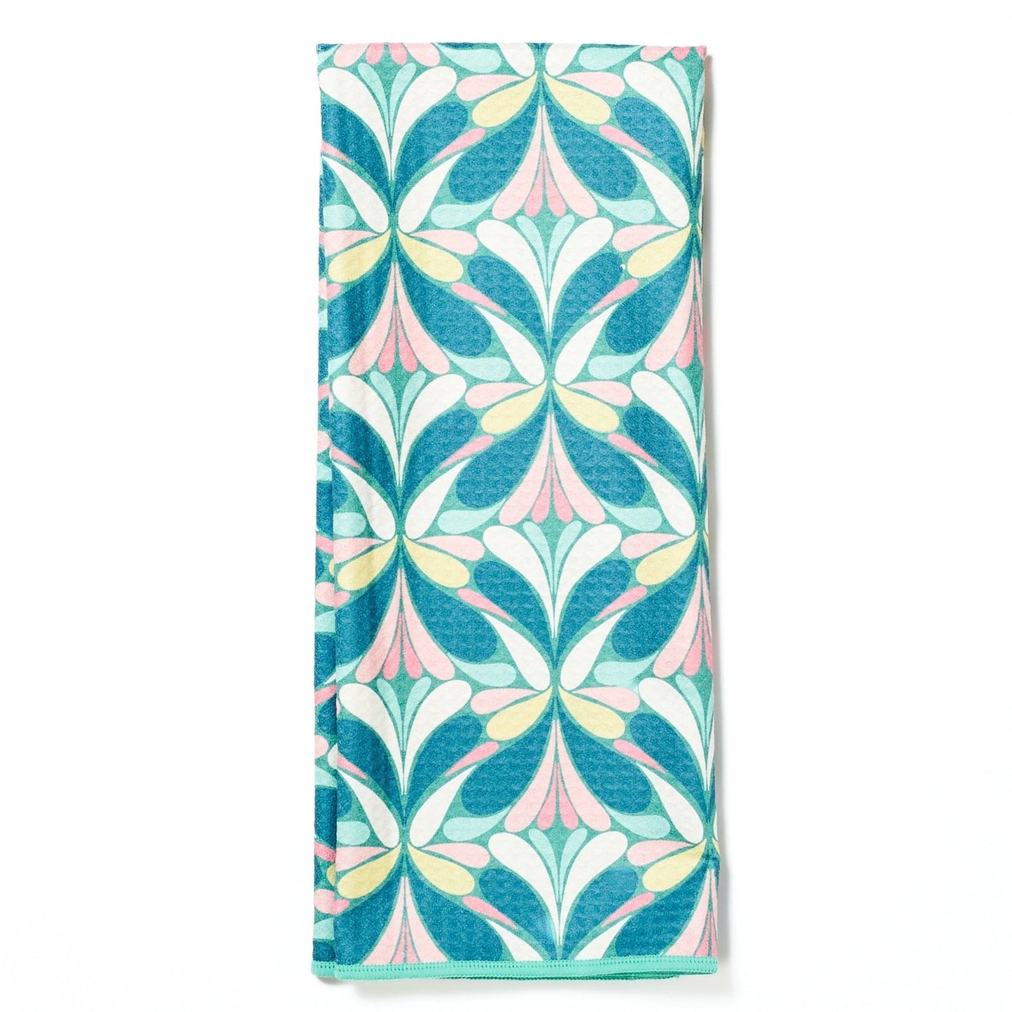 Once Again Home Anywhere Towel: Reversible, RJW Neighbors Wreath