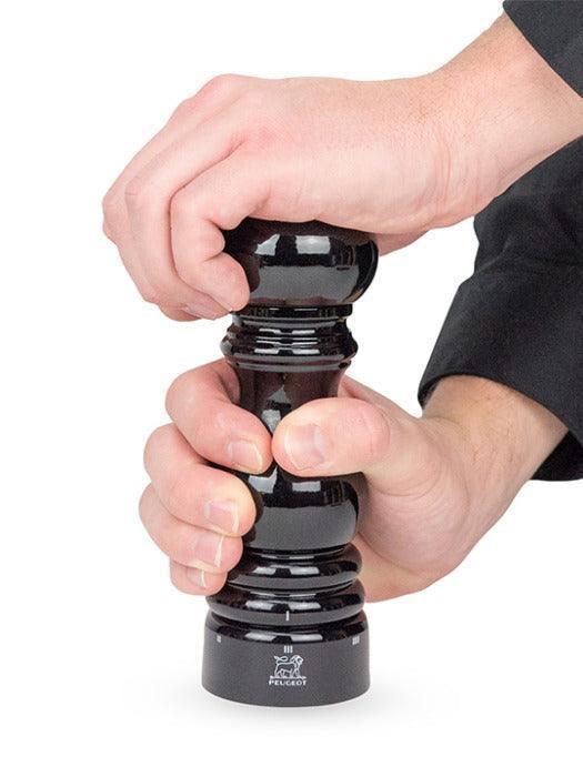 Peugeot Paris uSelect Pepper Mill: 9", Black Lacquer