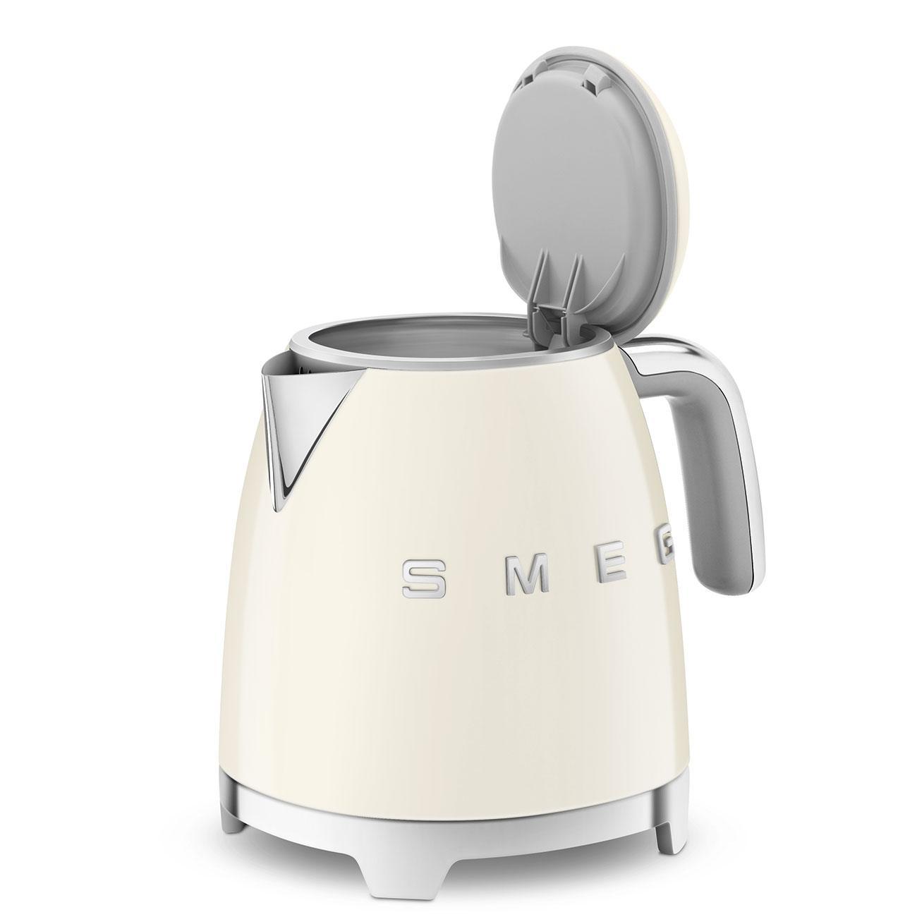 Smeg Mini Kettle: Cream