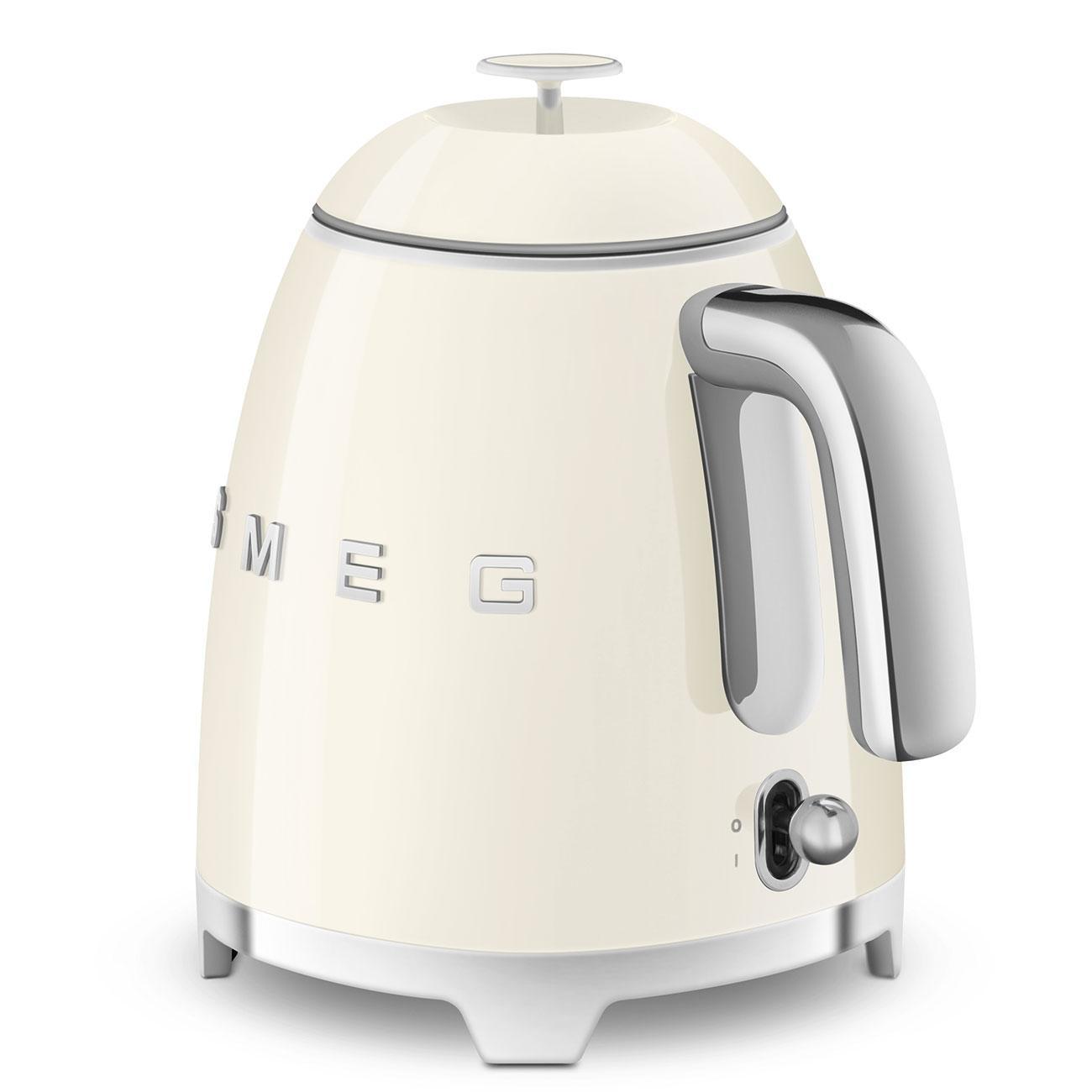 Smeg Mini Kettle: Cream