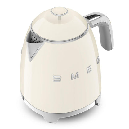 Smeg Mini Kettle: Cream