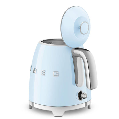 Smeg Mini Kettle: Pastel Blue