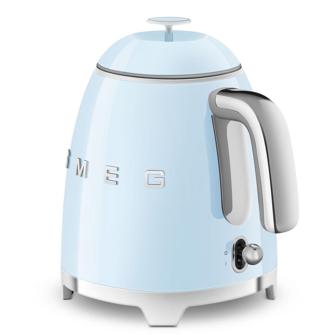 Smeg Mini Kettle: Pastel Blue