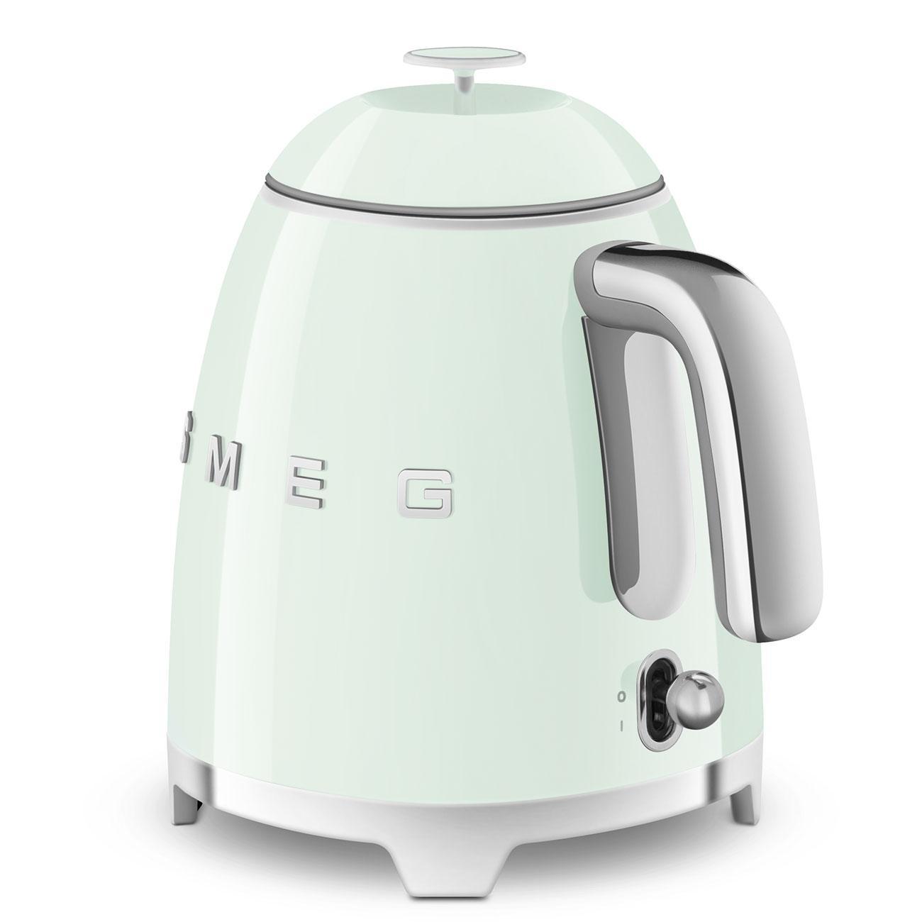 Smeg Mini Kettle: Pastel Green