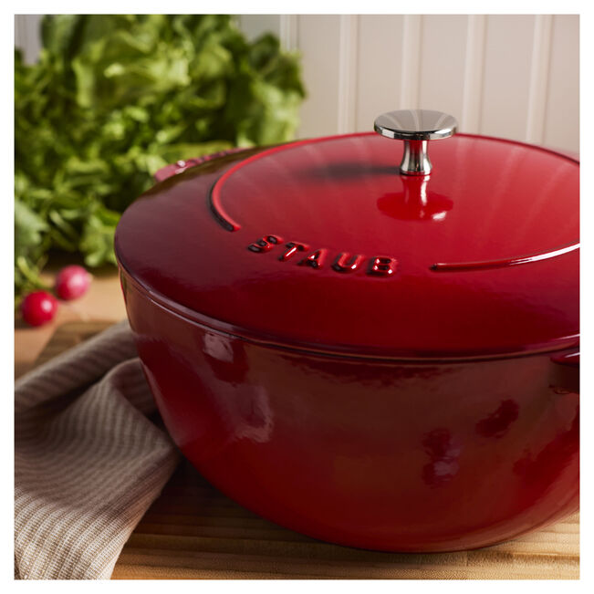 Staub Essential French Oven: 5 QT, Cherry