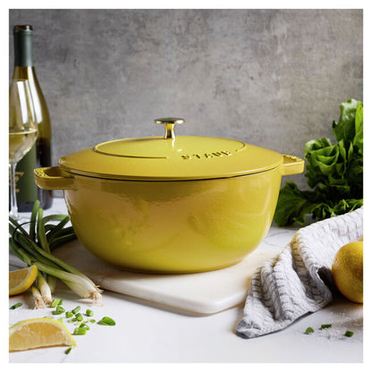 Staub Essential French Oven: 5 QT, Citron