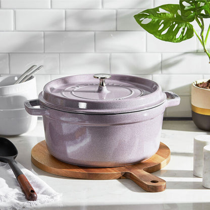 Staub Round Dutch Oven: 4 QT, Lilac