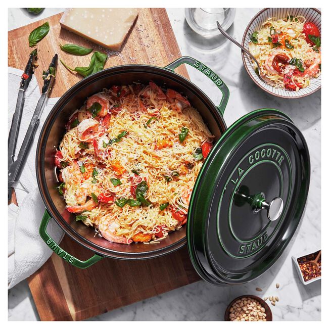 Staub Round Dutch Oven: 7 QT, Basil